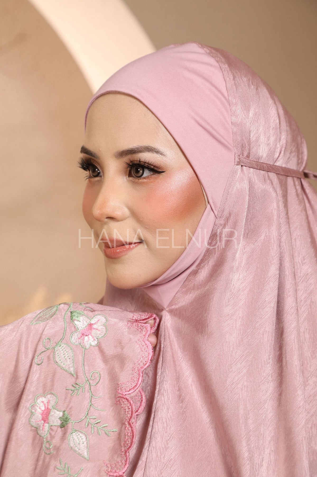 Ardani Series in Light Pink