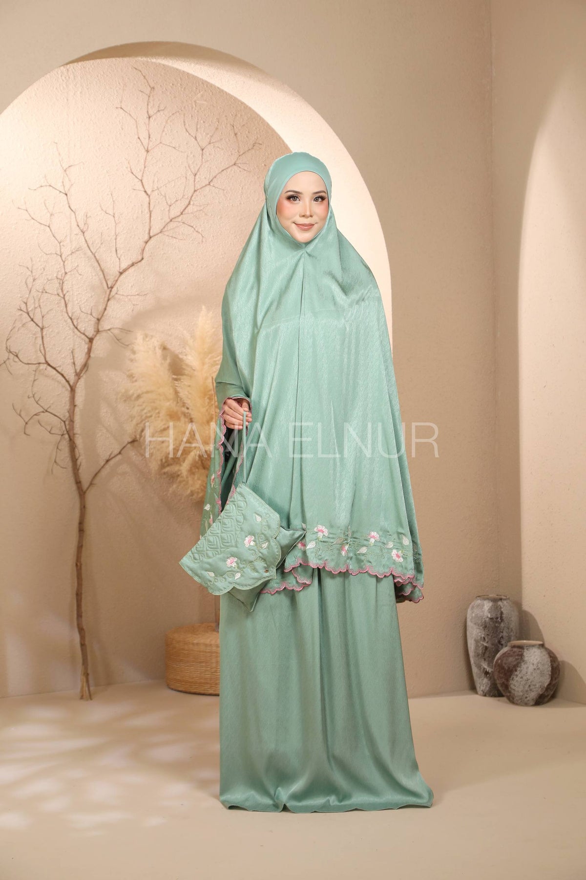 Ardani Series in Forest Green