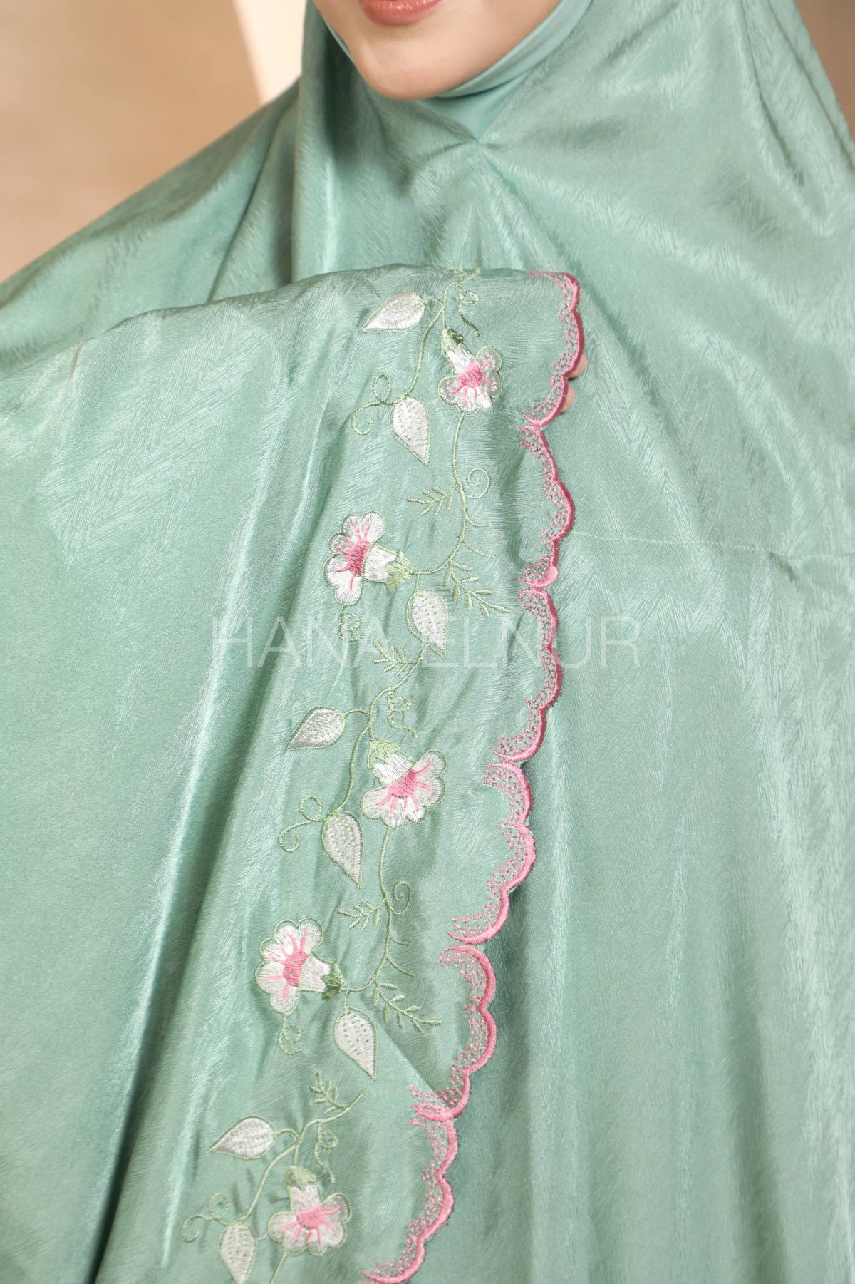 Ardani Series in Forest Green