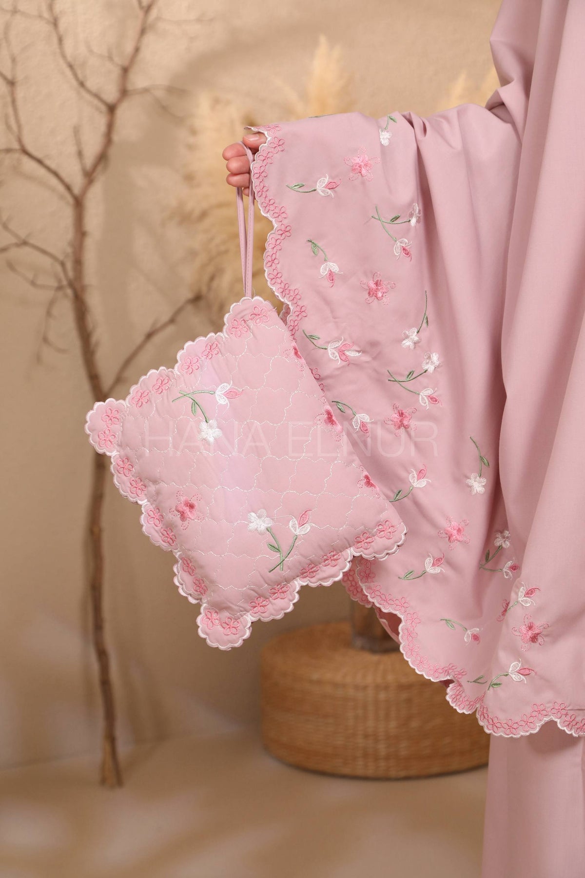 Duha Series in Soft Pink