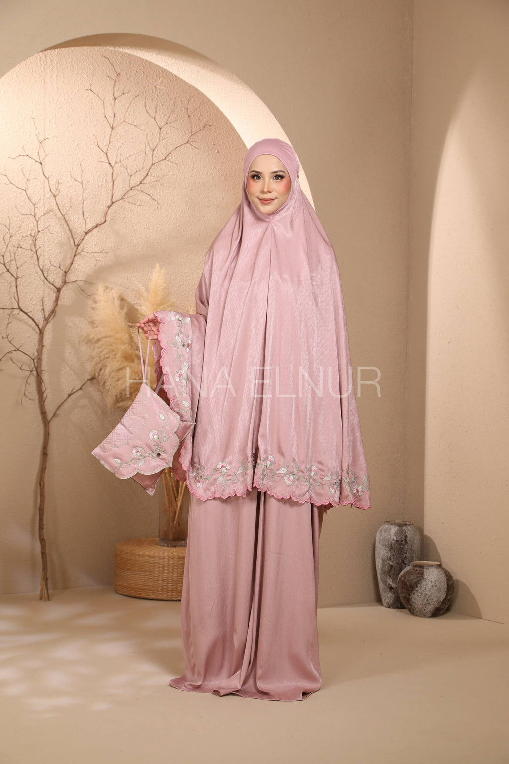 Ardani Series in Light Pink